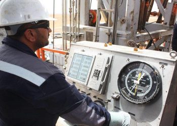 پێگەی عێراق لە داهاتی نانەوتیدا بەراورد بە وڵاتانی وەبەرهێنەری نەوت