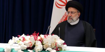 ئایەتوڵڵا ڕەئیسی: تاوانەکانی ڕژێمی زایۆنیستی لە غەززە، تاوانە لە دژی مرۆڤایەتی