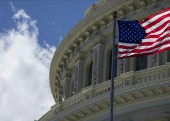 هۆشداری سامانداری بەناوبانگی ئەمریکی سەبارەت بە دۆخی ئابووری ئەمریکا