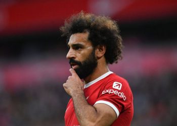 محەممەد سەڵاح چۆن هاوکاری دانیشتووانی غەززە دەکات؟