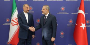 کۆبوونەوەی وەزیرانی دەرەوەی ئێران و تورکیا بۆ تاوتوێکردنی ڕەوشی غەززە