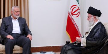 چاوپێکەوتنی ئیسماعیل هەنیە لە گەڵ ڕێبەری مەزنی شۆڕشی ئیسلامی ئێران