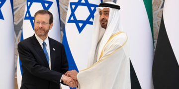 ڕژێمێکی تاوانبار و منداڵکوژ لە خەمی گۆڕانکارییەکانی کەشوهەوادایە؟!