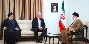 هاوپەیمانییەکی جیهانی لە بەرامبەر زۆربێژیی ئەمریکا و ڕۆژئاوا پێک بهێندرێت