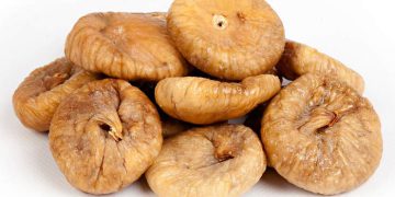 گرنگترین سوودە تەندرووستییەکانی خواردنی هەنجیری وشککراو