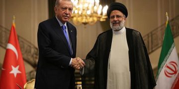 کاتی سەردانەکەی سەرۆک کۆماری ئێران بۆ تورکیا ئاشکرا بوو