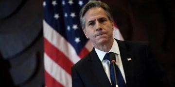 کەناڵی 13 ی ئیسرائیل: بلینکەن بە بەرپرسانی ئیسرائیلی ڕاگەیاندووە کە حەماس لەناو نابرێت