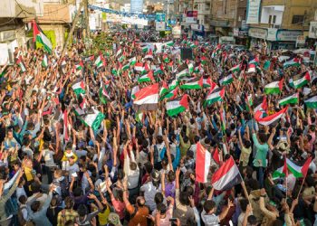 خرۆشی گەلی یەمەن: ئەمریکا دایکی تیرۆریزمە