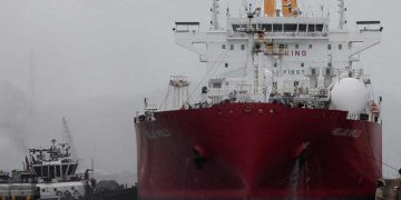 شارەزایانی ئەمریکی: پەرەسەندنی شەڕ لە ڕۆژهەڵاتی ناوەڕاستدا نرخی نەوت دووقات دەکاتەوە