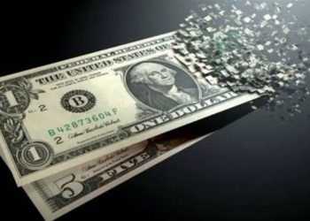 دابەزینی بەشی دۆلار لە مامەڵەکانی نەوتی جیهاندا