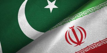 ئێران و پاکستان لە سەر گەڕانەوەی باڵیۆزەکان بۆ پایتەختەکانی هەر دوو وڵات گەیشتنە ڕێکەوتن