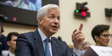 هوشداریی بەرپرسی گەورەترین بانکی ئەمریکا لەمەڕ کارەستێکی ئابووری 