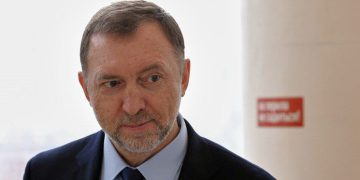 پێشبینی دابەزینی نرخی نەوت دەکرێت