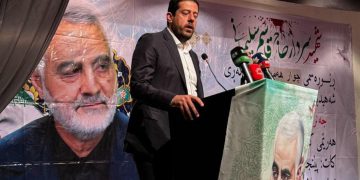 شاڵاو کۆسرەت ڕەسوڵ: شەهید سولەیمانی خەباتێکی دوور و درێژی لە گەڵ سەرکردایەتی کورد هەبووە