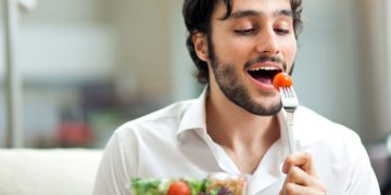 چۆن خواردنی هێواش سوود بە جەستە دەگەێنێت؟