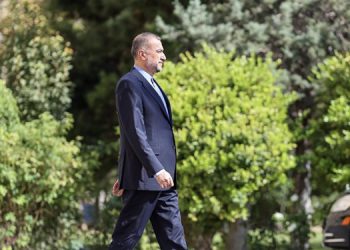 وەزیری دەرەوەی ئێران سەردانی سێ وڵاتی عەرەبی دەکات