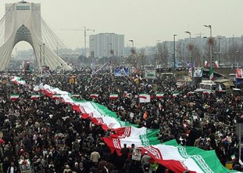 ئامادەبوونی بەرفراوان و ملیۆنیی ئێرانییەکان لە چل و پێنجەمین ساڵیادی سەرکەوتنی شۆڕشی ئیسللامی