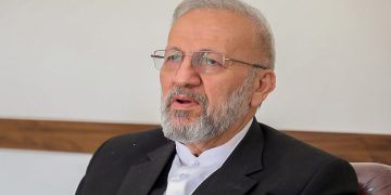 مەنوچێهر موتەکی: ئەمریکا و ڕژێمی زایۆنیستی ناوێرن هێرش بکەنە سەر ئێران