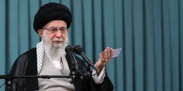 حەزرەتی ئایەتوڵڵا خامنەیی: جیهانی ئیسلام لەناوچوونی ڕژێمی زایۆنیستی دەبینێت