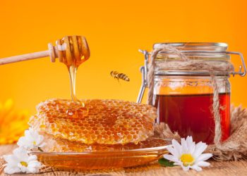 چەند زیانێکی زۆر خواردنی هەنگوین