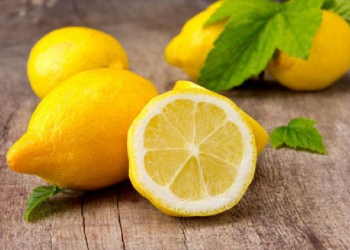 سوودەکانی خواردنی لیمۆ؛ لە بەهێزکردنی سیستەمی بەرگری لەش تا دابەزینی کێش