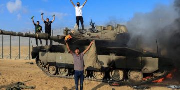 ڕاپرسییەک: لە سەدا 71 ی فەڵەستینییەکان ڕەزامەندییان لە سەر کارەکانی حەماس هەیە