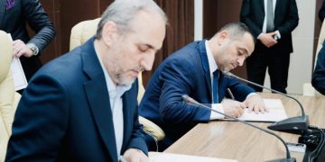 عێراق گرێبەستی هاوردەکردنی غازی بۆ ماوەی 5 ساڵی دیکە لە گەڵ ئێران واژۆ کردەوە