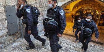 ڕژێمی زایۆنیستی خوشکێکی ئیسماعیل هەنیەی دەستگیر کرد