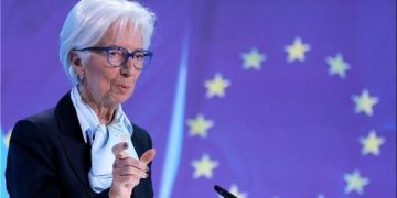 ئابوری جیهانی لە خاڵی وەرچەرخاندایە