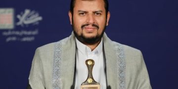 سەرۆکی ئەنساروڵڵا سەرەخۆشی لە ڕێبەری مەزنی شۆڕشی ئیسلامی ئێران دەکات