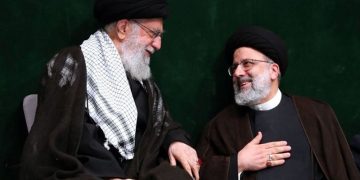 حەزرەتی ئایەتوڵڵا خامنەیی: گەلی ئێران خزمەتکارێکی دڵسۆز و بەنرخی لە دەستدا