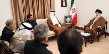 حەزرەتی ئایەتوڵڵا خامنەیی: سیاسەت و پلانەکانی کۆماری ئیسلامی ئێران تووشی گۆڕانکاری نابێت