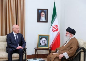 حەزرەتی ئایەتوڵڵا خامنەیی: ڕووداوە تاڵەکان هەموو کات سەرچاوەی پێشکەوتنی کۆماری ئیسلامی بووە