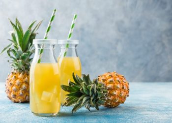 ئایا خواردنی شەربەتی ئەنەناس بە گەدەی بەتاڵ سوودی هەیە؟