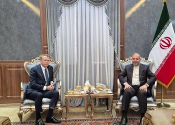 باڵیۆزانی ئێران و فەرەنسا لە بەغدا کۆبوونەوە