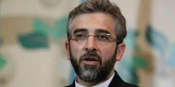 عەلی باقری کرایە بەرپرسی کۆمیتەی پەیوەندییەکانی دەرەوەی ئێران