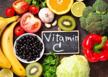 نیشانەکانی کەمی ڤیتامین سی لە جەستەدا چییە؟