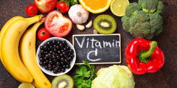 نیشانەکانی کەمی ڤیتامین سی لە جەستەدا چییە؟