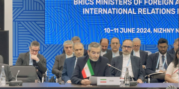 باقری: ئێران لە دیاریکردنی ئاراستەی داهاتووی جیهان بەشدار دەبێت