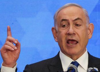 نتانیاهۆ: لە 7 بەرەدا شەڕ دەکەین