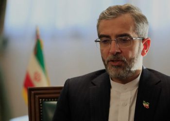 باقری سەردانی عێراق دەکات