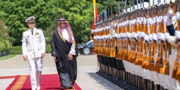 پیاوی ژمارە 3 ی سعوودیە لە پەکین؛ کڕینی چەک یان ئامانجی سیاسی؟