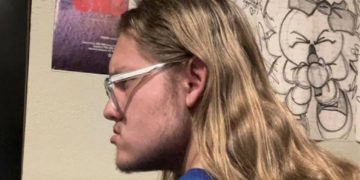 ئەو کەسەی هەوڵی کوشتنی ترەمپیدا کێ بوو؟