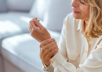 چۆن ڕێگری لە پووکانەوەی ئێسک بکەین؟