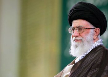 مەسعود پزیشکیان لە گەڵ ڕێبەری مەزنی شۆڕشی ئیسلامی ئێران کۆبووە