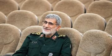 لیوا قائانی لە گەڵ فەرماندەکانی بەرەی خۆڕاگری کۆبووە