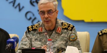 فەریق باقری: ئێران بە دڵنیاییەوە تۆڵەی خوێنی شەهید هەنیە دەکاتەوە