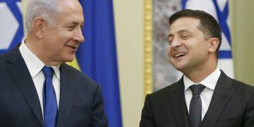 ئەم دوو زایۆنیستە چۆن جیهان لە ناو دەبەن؟