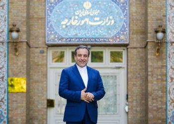 عێراقچی: پشتیوانی لە بەرەی خۆڕاگری دەکەین