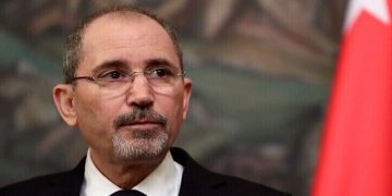 وەزیری دەرەوەی ئەردەن سەردانی تاران دەکات